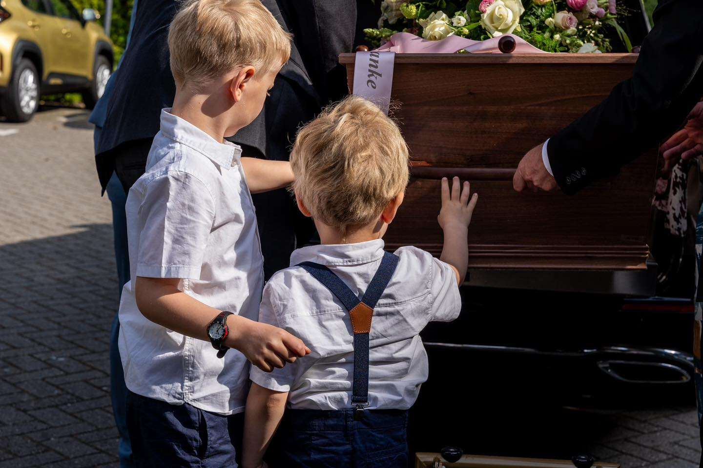 Wendy Weijers Afscheidsfotografie in Noordwijkerhout | Uitvaartbegeleider | Vergelijk eerlijk