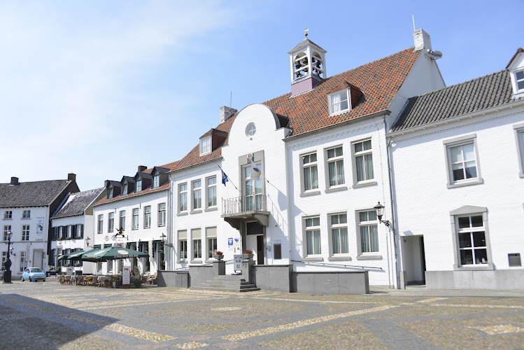 Abdijkerk Thorn | Uitvaartcentrum | Vergelijk zorg & tarieven