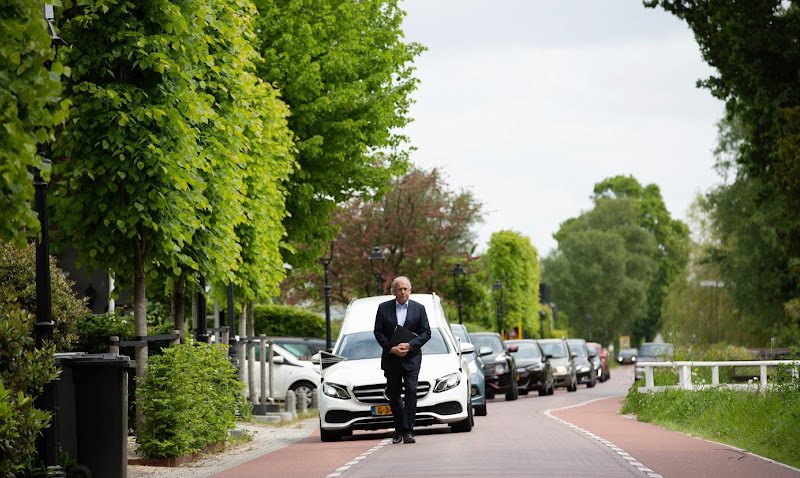 Afscheidscompagnie in Naarden | Uitvaartzorg | Vind de juiste uitvaartondernemer