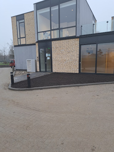 Afscheidshuis De Boog in Houten | Uitvaartzorg | Vergelijk aanbieders in de regio