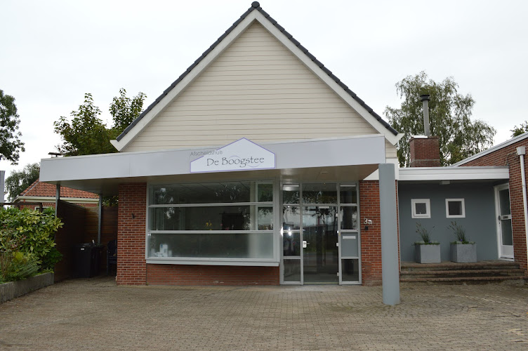 Afscheidshuis De Boogstee in Winsum | Begraafplaats | Vind de juiste uitvaartondernemer