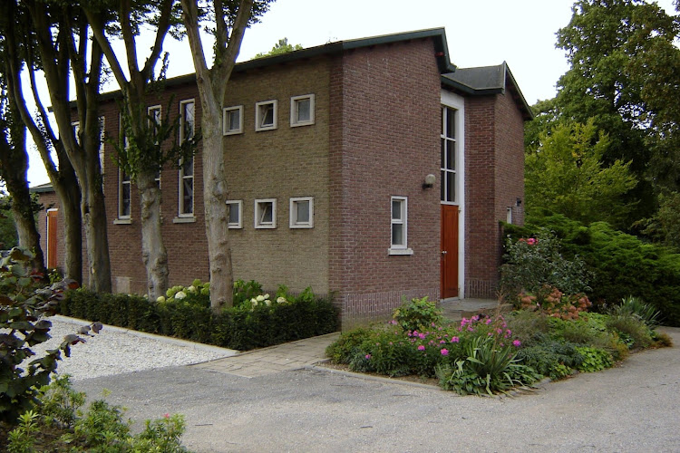 Afscheidshuis Strijen | Uitvaartonderneming | Vergelijk diensten en tarieven