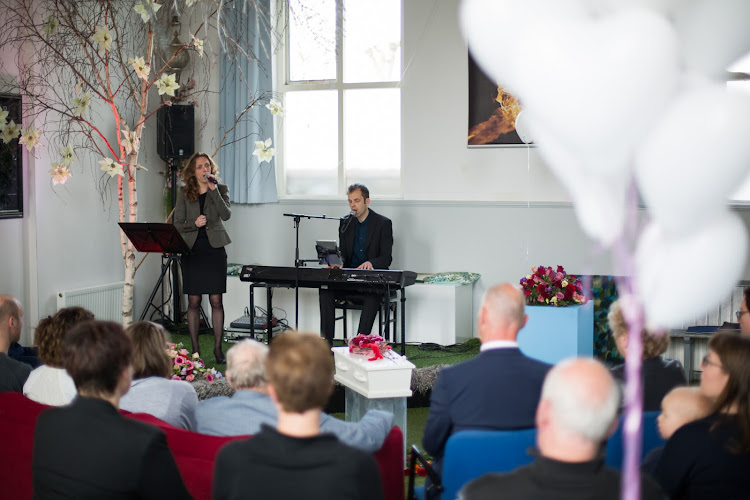 Afscheidsmomenten Coöperatie U.A. in Boxtel | Uitvaartbegeleider | Keuzehulp uitvaartzorg