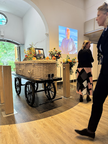 Ainée Kock Uitvaartzorg in Gouda | Uitvaartverzorger | Transparante tarieven