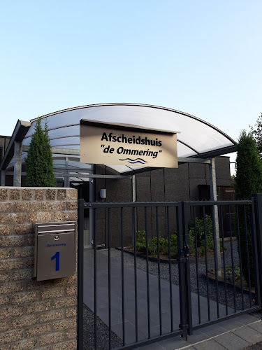 Algemene begraafplaats Ommering in Spijkenisse | Uitvaartbegeleider | Vergelijk tarieven