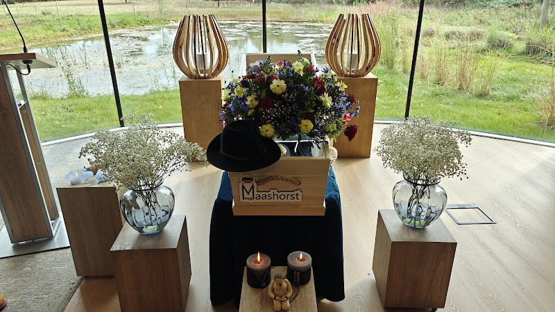 Alma Liora Funeral Services in Wezep | Uitvaartzorg | Transparante dienstverlening