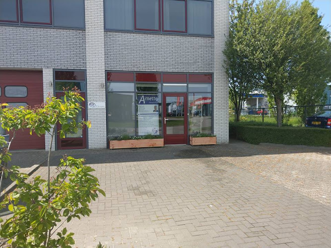 Amette Uitvaartzorg in Zwaag | Uitvaartonderneming | Uw keuzehulp