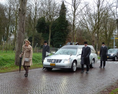 Anja van Heeswijk Uitvaartzorg in Leerdam | Uitvaartzorg | Uw zorggids in de regio