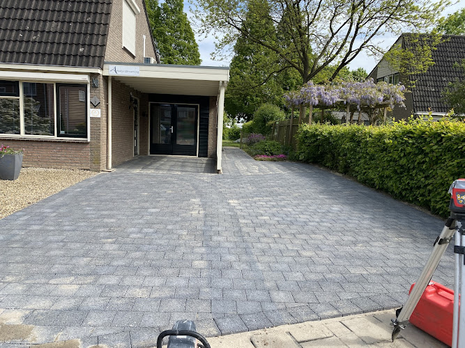 Arkadya Uitvaartzorg in Gameren | Uitvaartbegeleider | Eerlijke vergelijking