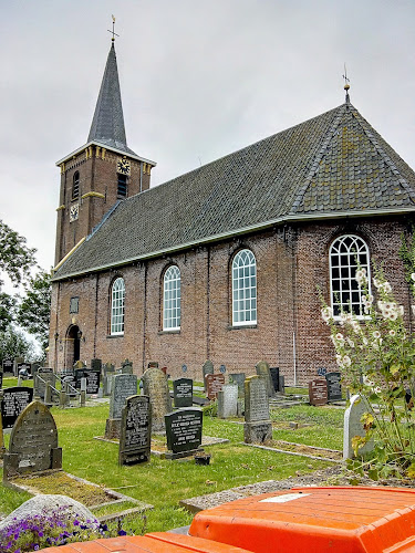 Atelierkerk in Ginnum | Uitvaartonderneming | Vind passende begeleiding