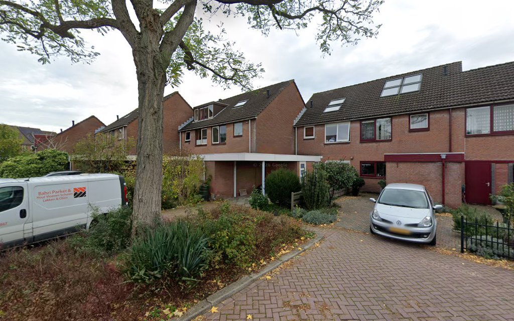 Bakker Uitvaart in Capelle aan den IJssel | Uitvaartcentrum | Uw zorggids in de regio