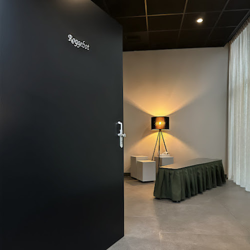 Becker Uitvaartbegeleiding in Biddinghuizen | Uitvaartonderneming | Uw keuzehulp