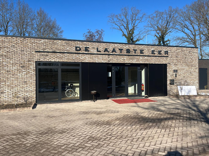 Begr. en Crematievereniging "De Laatste Eer" in Roden | Uitvaartzorg | Vind passende begeleiding