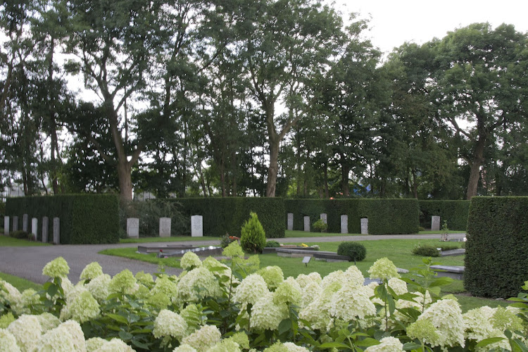 Begraafplaats Binnenweg in Zoetermeer | Uitvaartverzorger | Vergelijk diensten en tarieven