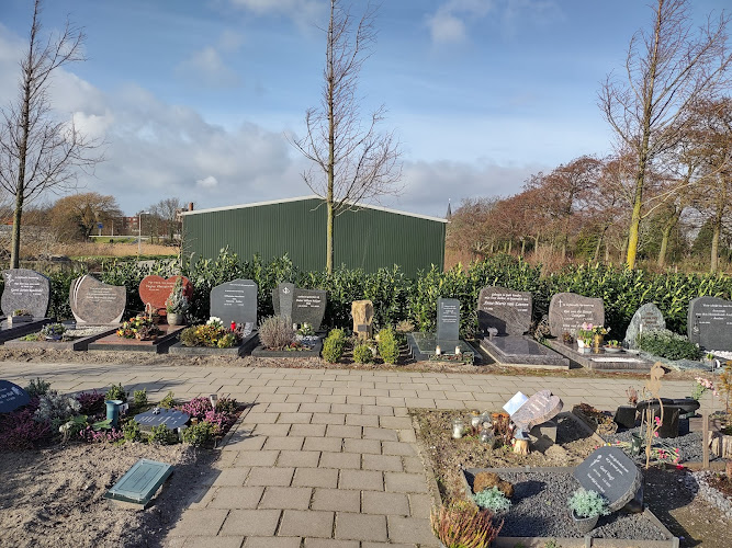 Begraafplaats in De Lier | Begraafplaats | Bespaar door transparantie