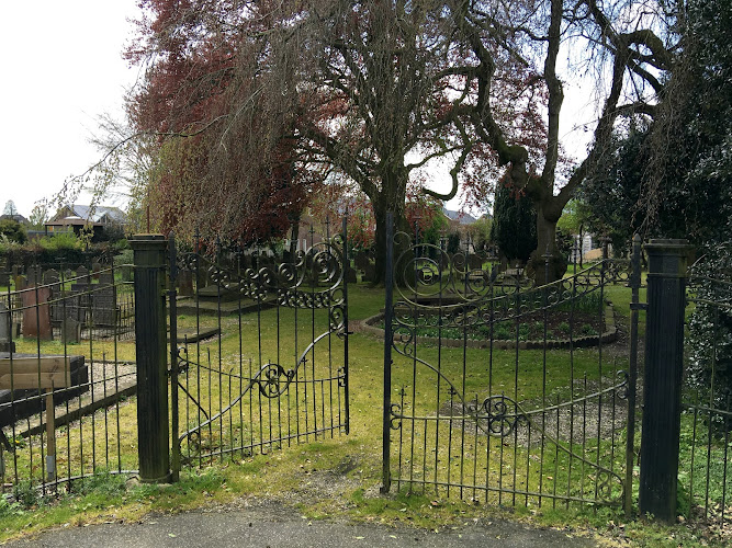 Begraafplaats De Pinkel in Rheden | Uitvaartonderneming | Vergelijk zorg & tarieven