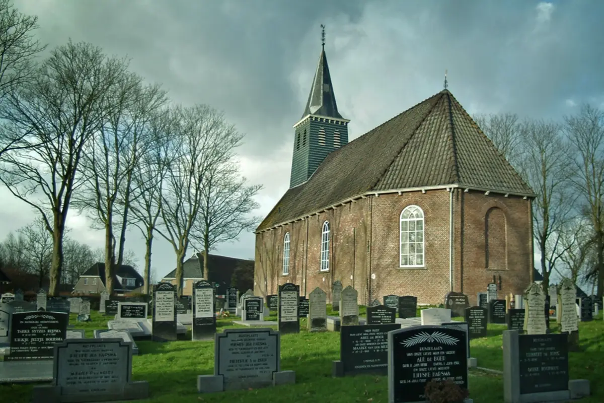 Begraafplaats Doniaga | Begraafplaats | Eerlijk en transparant