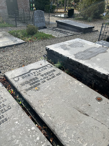 Begraafplaats Oud-Zuilen in Oud Zuilen | Begraafplaats | Vergelijk en bespaar