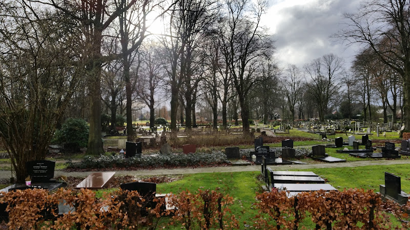 Begraafplaats Rolde | Uitvaartverzorger | Vergelijk tarieven