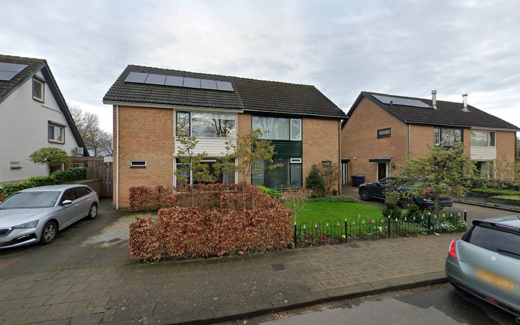 Begrafenisonderneming Van Leusden in Ochten | Uitvaartbegeleider | Eerlijk en transparant