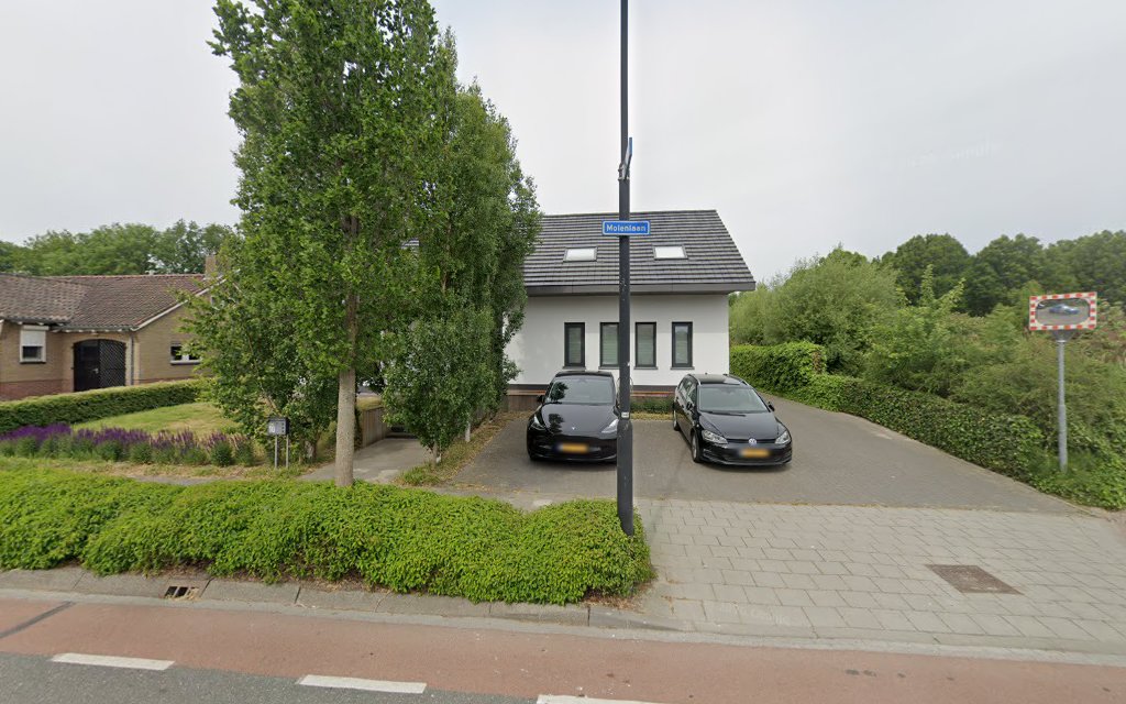 Begrafenisverzorging Van Burg in Yerseke | Uitvaartbegeleider | Vergelijk diensten en tarieven