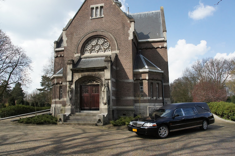 Begrafenisverzorging Wildeman B.V. in Oud-Beijerland | Uitvaartonderneming | Vergelijk en bespaar