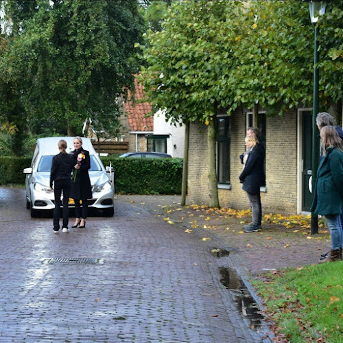 Berber Pasveer Uitvaartzorg in Leeuwarden | Uitvaartonderneming | Vergelijk diensten en tarieven
