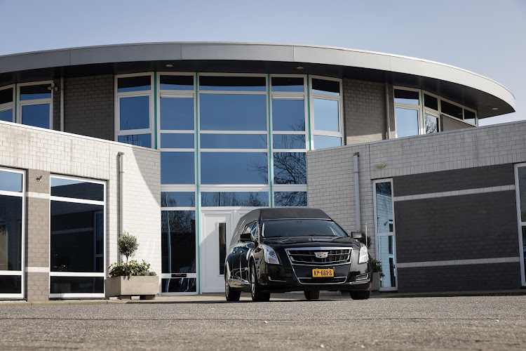 Bijnen Uitvaartzorg - Afscheidshuis de Waarden in Zaltbommel | Uitvaartonderneming | Vergelijk de beste bedrijven