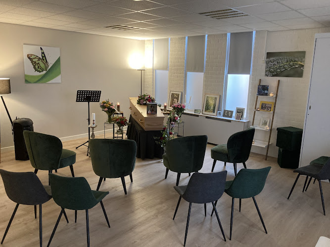 Bogaard Uitvaarten in Maarssen | Uitvaartonderneming | Wij helpen u kiezen