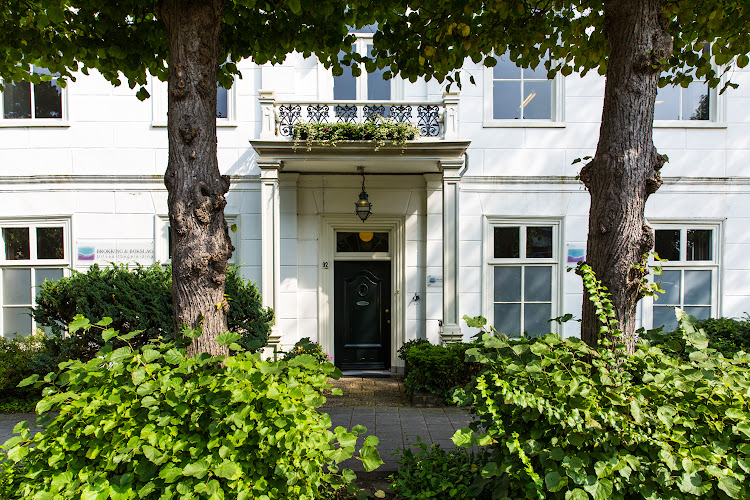 Brokking & Bokslag Uitvaartbegeleiding in Heemstede | Afscheidsbegeleider | Uw gids voor uitvaarten