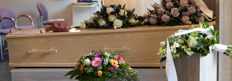 Budget Uitvaart Rotterdam - Goedkope Uitvaart | Uitvaartverzorger | Eerlijk en transparant