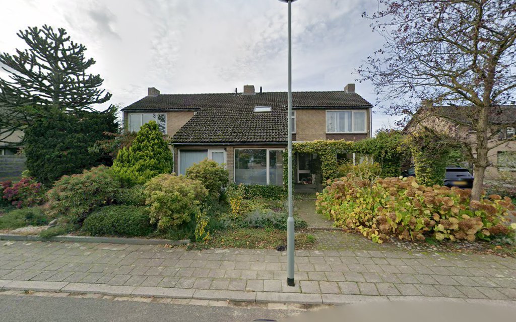 Cecile Perry Ritueelbegeleiding in Heel | Uitvaartzorg | Eerlijke vergelijking