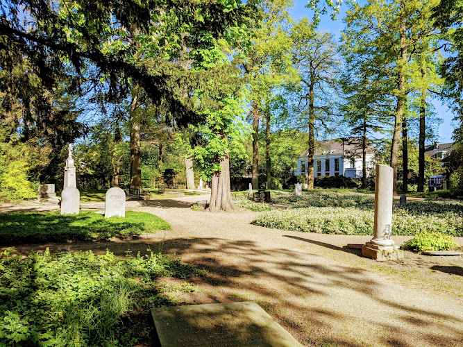 Cemetery Soestbergen in Utrecht | Uitvaartbegeleider | Eerlijk en transparant