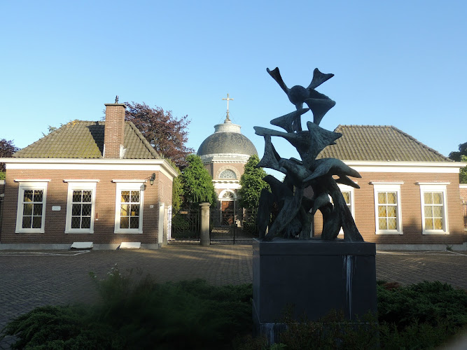 Cemetery St. Petrus Banden in Den Haag | Uitvaartverzorger | Vergelijk tarieven