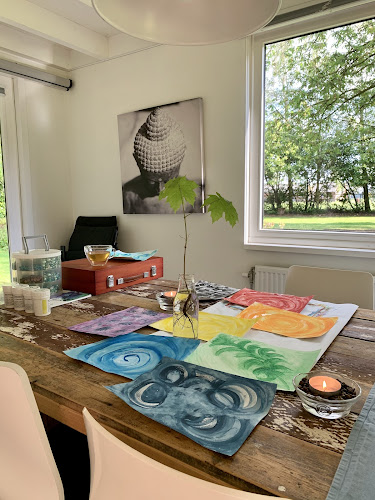 Creatieve Rouwvrouw in Meterik | Uitvaartzorg | Onafhankelijk vergelijker