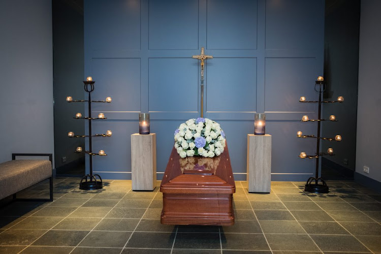 Crematorium Bouwens in Uithoorn | Afscheidsbegeleider | Vergelijk eerlijk