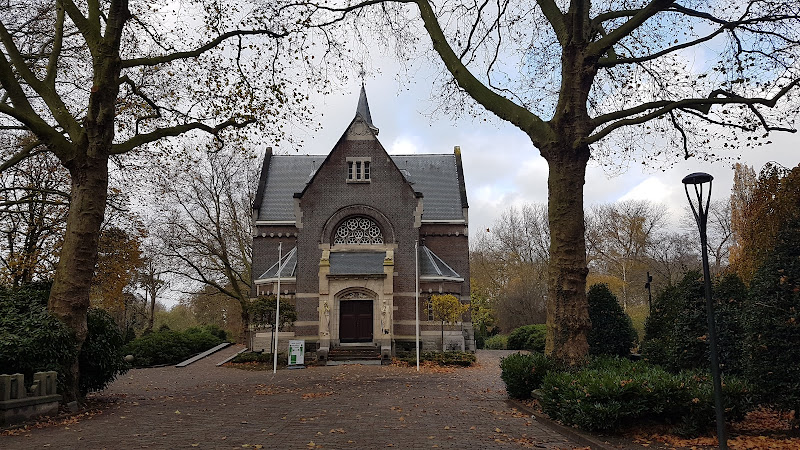 Crooswijk Cemetery in Rotterdam | Uitvaartbegeleider | Onafhankelijk vergelijker