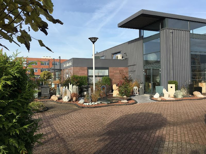 Cuperus Gedenken - Grafmonumenten & Grafstenen in Elst | Uitvaartzorg | Vergelijk diensten en tarieven