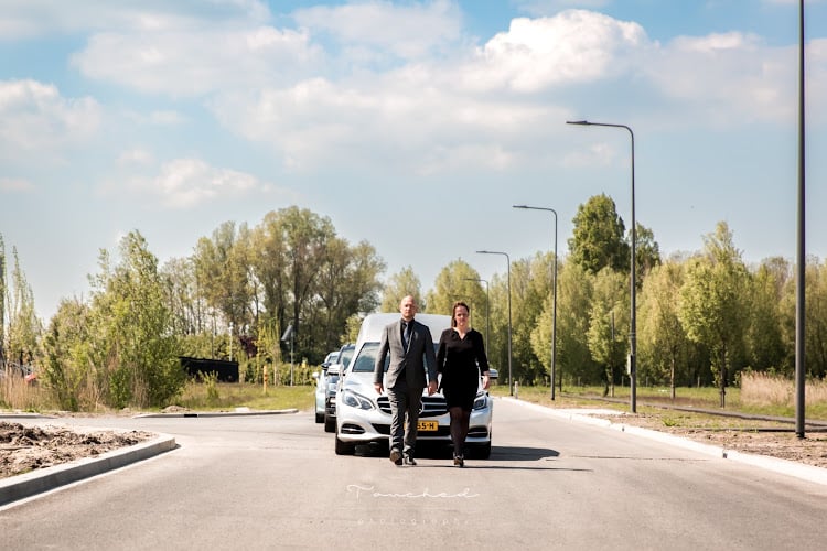De Regt Uitvaartverzorging in Capelle aan den IJssel | Uitvaartverzorger | Vergelijk aanbieders in de regio