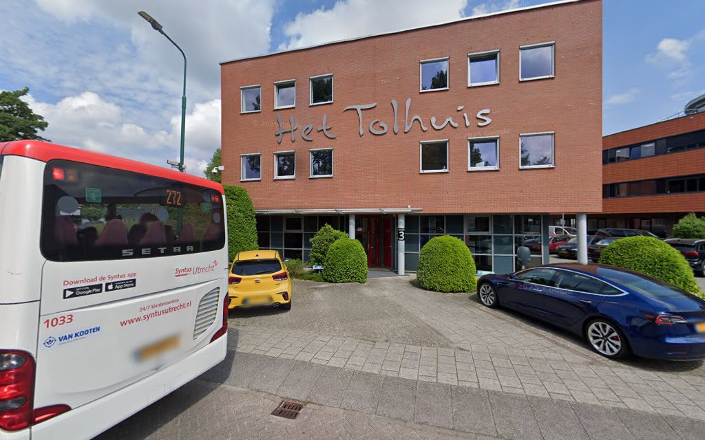 De Uitvaartregisseur Hans Scheerder in Baarn | Uitvaartbegeleider | Transparante dienstverlening