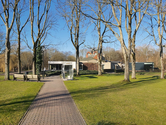 DELA Aan de Vaan - Crematorium in Rotterdam | Uitvaartonderneming | Vind de juiste uitvaartondernemer