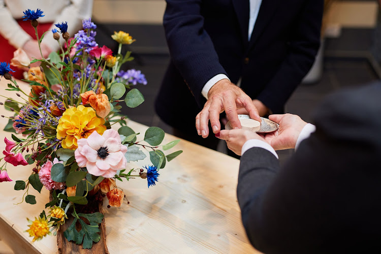 DELA 't Westerhuis - uitvaartcentrum in Emmeloord | Uitvaartonderneming | Eerlijk en transparant