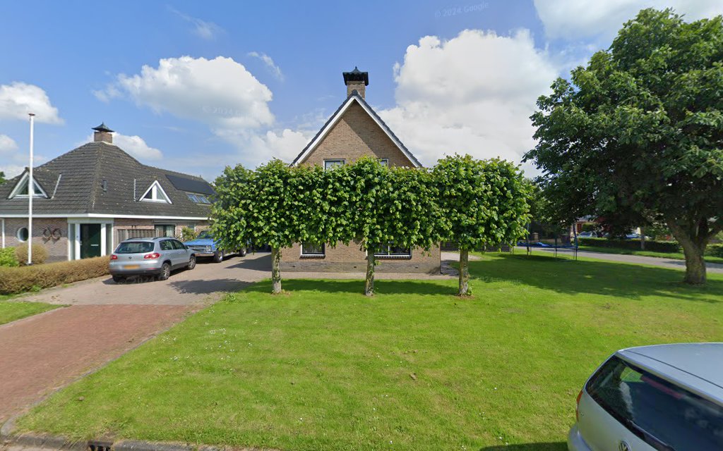 Eelco de Vries Uitvaartverzorging in Winsum | Uitvaartbegeleider | Vergelijk diensten en tarieven