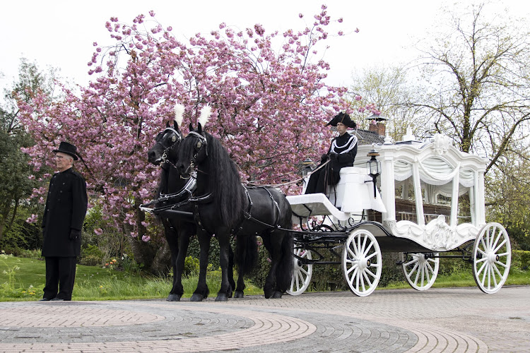 Eenstijlvolleuitvaart in Sibrandabuorren | Afscheidsbegeleider | Vind de beste uitvaartondernemer