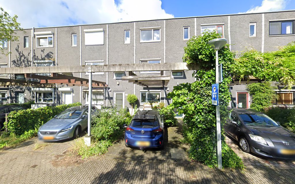 Ellen Somsen Uitvaartzorg in Amsterdam | Uitvaartbegeleider | Vergelijk zorg & tarieven