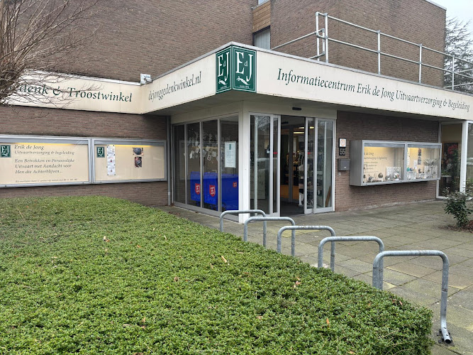 Erik de Jong Uitvaartzorg in Rijswijk | Afscheidsbegeleider | Vergelijk zorg & tarieven