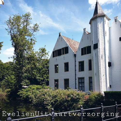 Evelien Uitvaartverzorging in Poortugaal | Uitvaartzorg | Vind passende begeleiding