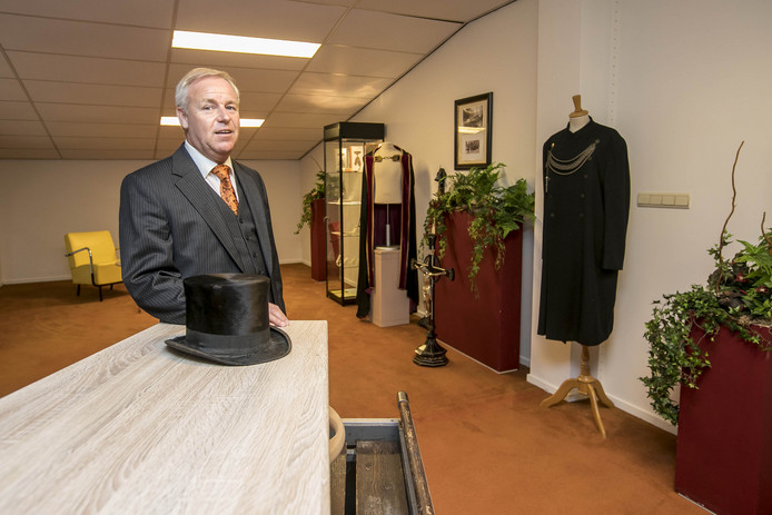 Feldkamp Uitvaartverzorging in Hoek van Holland | Afscheidsbegeleider | Transparant en eerlijk