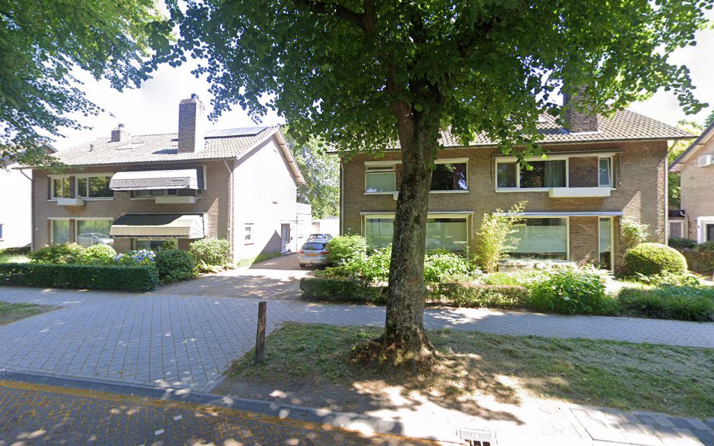 Frank Vandendries Uitvaartbegeleiding in Tilburg | Uitvaartverzorger | Eerlijke vergelijking