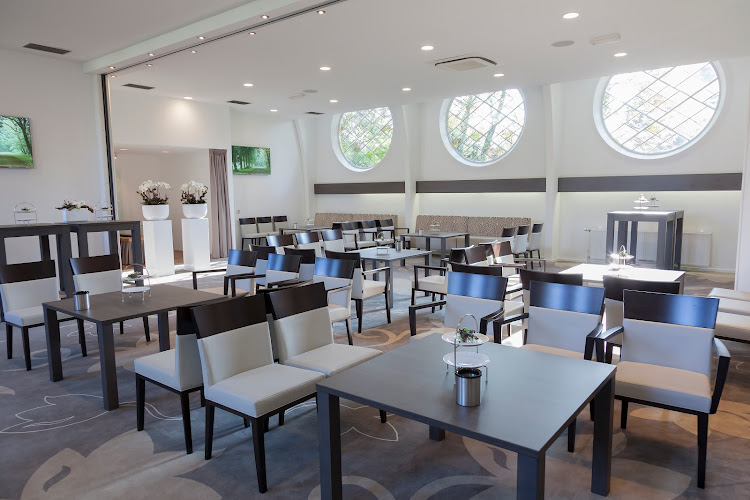 Funerary Services Hess B.V. in Rotterdam | Uitvaartzorg | Transparante tarieven